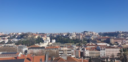 Vedere spre Castelul Sao Jorge