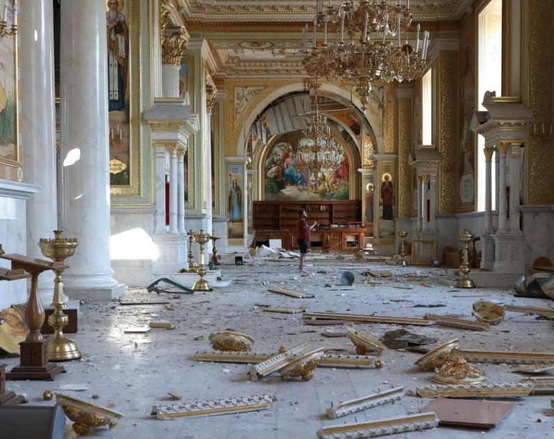 Catedrala ortodoxă din Odesa, aflată în patrimoniul UNESCO, lovită de o rachetă. Kievul și Moscova se acuză reciproc de atac