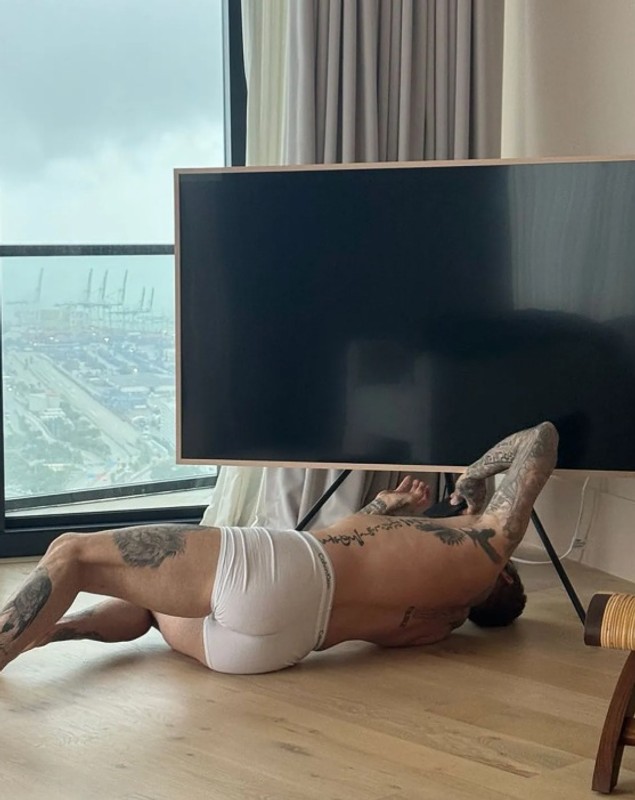 Victoriei Beckham îi va părea rău că a postat aceste fotografii pe internet. David Beckham devine Sir săptămâna viitoare