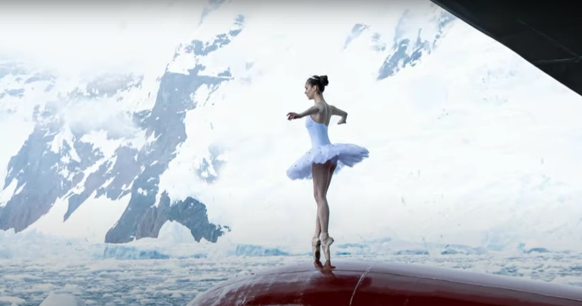 Balerina Victoria Dauberville dansează în Antarctica