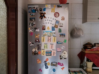 Detaliu în casa familiei Potcovariu, Neviano, Italia, mai 2022
