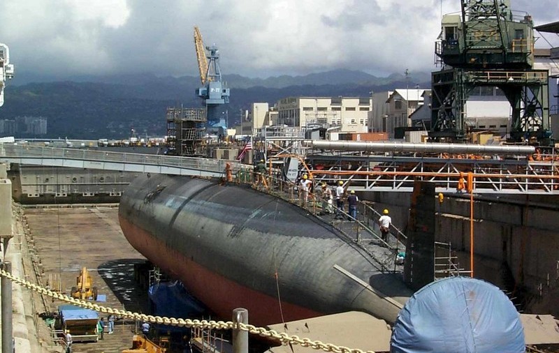 Atac armat la baza navală Pearl Harbor, soldat cu trei morți