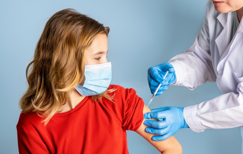 Ce spun părinții din România despre vaccinarea anti-COVID a copiilor de 5-11 ani: între „abia aștept” și neîncredere