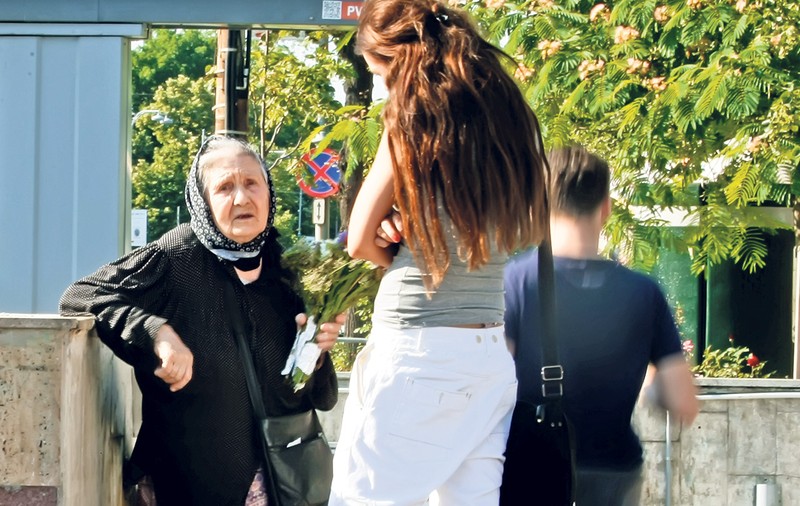 «Fata mea are ciroză hepatică şi statul nu îi decontează medicamentele»