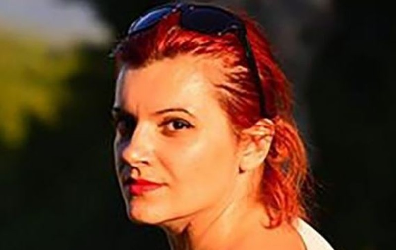 Măsuri în cazul fostei directoare a Liceului de Arte din Focșani care apărea în imagini compromițătoare alături de un elev