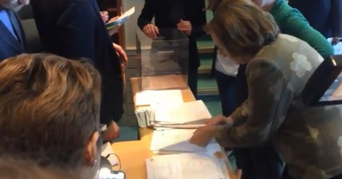 Maria Grapini, oprită de o colegă din PE din număratul voturilor pentru Laura Codruța Kovesi. A sărit un vot