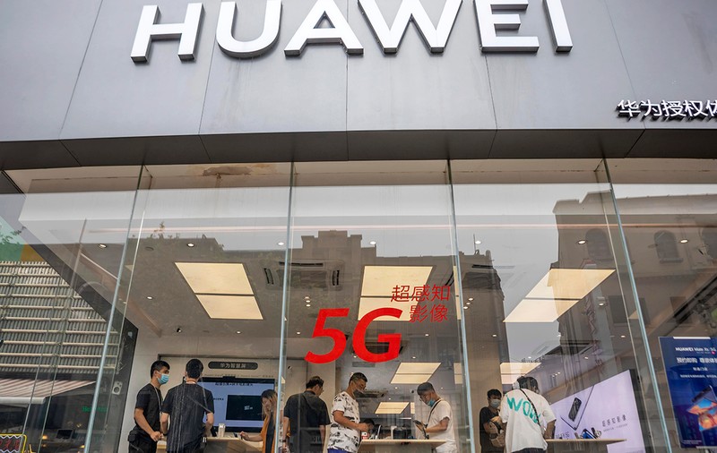 Legea 5G, aprobată de Guvern. Grupul chinez Huawei, la un pas să fie blocat în România