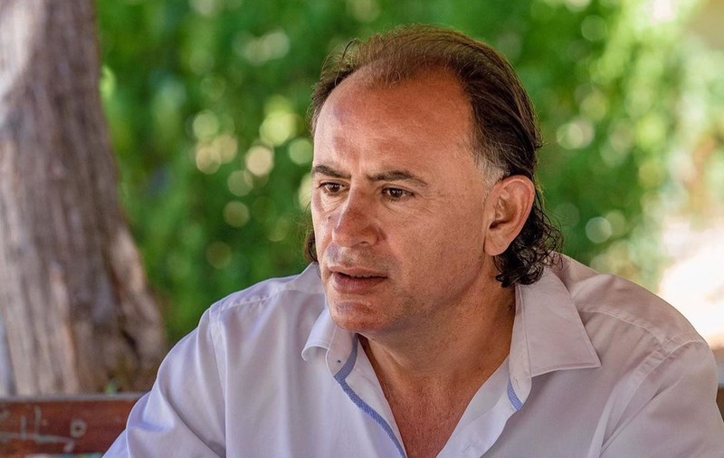 Viața unui cunoscut libanez în România: „Mi-a ascuns pașaportul, să mă vindec de dragoste și să rămân aici”. Din ce a făcut primii bani mulți