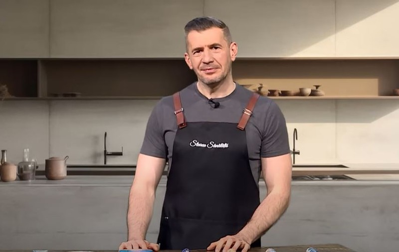Avertismentul lui Dragoș Pătraru despre brânza topită din supermarket. Ce conține produsul, de fapt