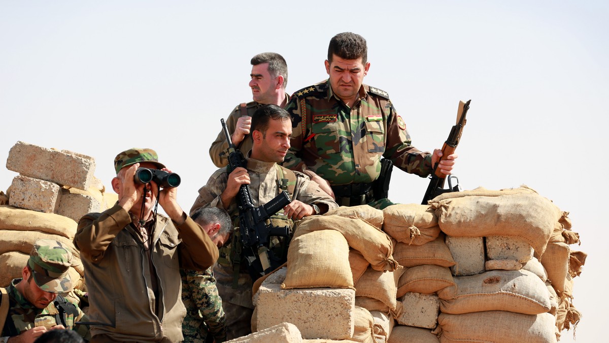 Luptătorii Peshmerga au reușit să elibereze nouă sate