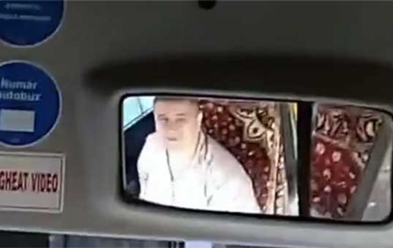 Un șofer de autobuz din Timișoara a amenințat un călător. ”Acum au și băieții poza ta, să știe pe cine să caute” |VIDEO