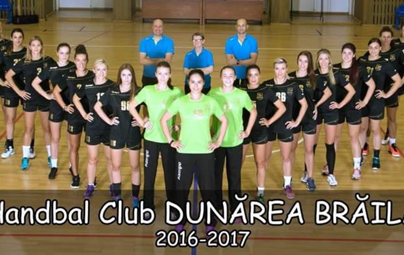 Dunărea Brăila s-a calificat în turul III al Cupei EHF. CSM Ploiești, eșec sever cu slovacele. CSM Roman, aut din Cupa EHF
