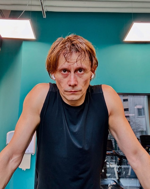 Marius Manole, luat cu Salvarea de pe scenă: „Făceam niște abuzuri”. Actorul muncește până la epuizare
