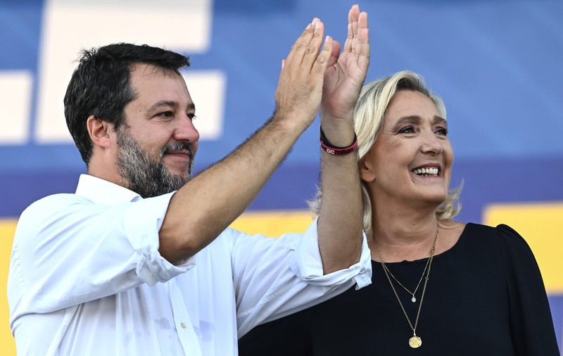 Matteo Salvini și Marine Le Pen se întâlnesc la Bruxelles cu gândul la o mare alianță de centru-dreapta
