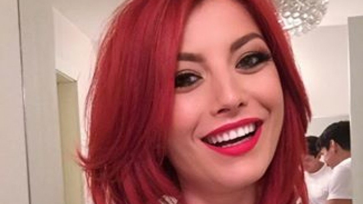Elena Gheorghe este însărcinată cu fetiță. Mama artistei a dat detalii despre numele bebelușului