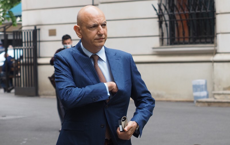 Cât mai are statul de recuperat din șpaga de 6,3 milioane de euro a fostului șef CNAS Lucian Duță. Medicul se compară cu Nicolae Steinhardt