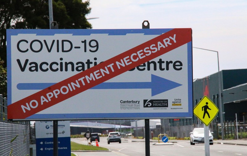 Cum arată viața într-o țară cu rata de vaccinare de 86% și granițele închise până anul viitor