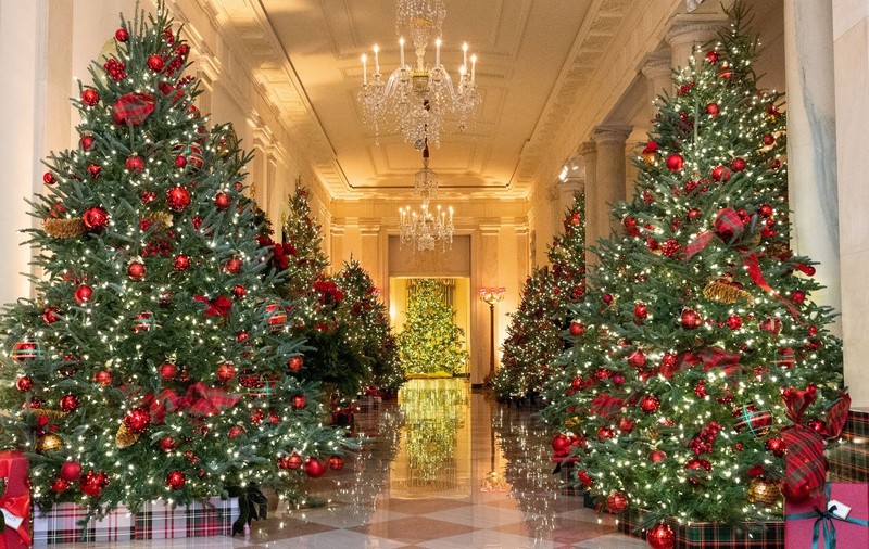 Casa Albă, decorată de Crăciun de către Melania Trump, pentru ultima oară în calitate de primă-doamnă