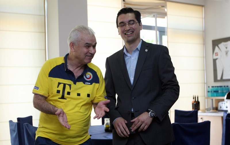 UPDATE: ”Nu am folosit aceste cuvinte!”. Burleanu, despre dialogul cu Iordănescu de la stadionul Steaua