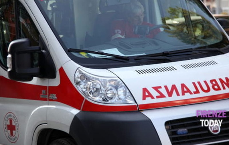 Trei case s-au prăbușit, după o explozie în Italia. O persoană a murit, iar alte 8 sunt date dispărute