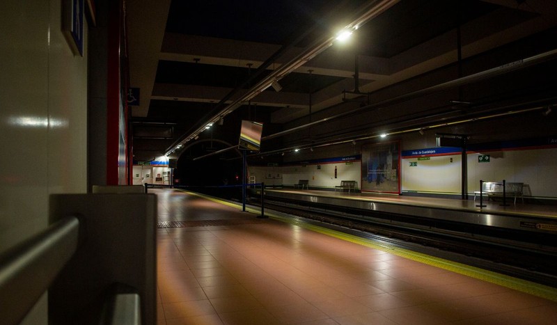 Stație de metrou din Spania, închisă din cauza penei de curent, 28 aprilie 2025. Imagine cu caracter reprezentativ. Foto: Hepta