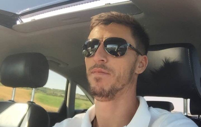Tânărul care a provocat accidentul cu cinci morți din Vaslui lucra ca șofer de camion. Mama lui a venit din Italia ca să-l îngroape