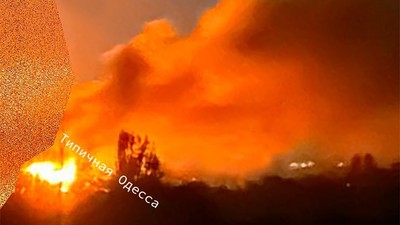 Odesa. Incendiu după un atac aerian efectuat de ruși asupra unui obiectiv de infrastructură energetică Foto: Profimedia