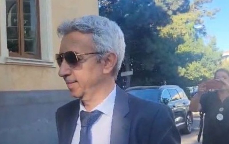 Verdict amânat privind menținerea controlului judiciar în dosarul în care Dan Diaconescu este judecat pentru act sexual cu un minor