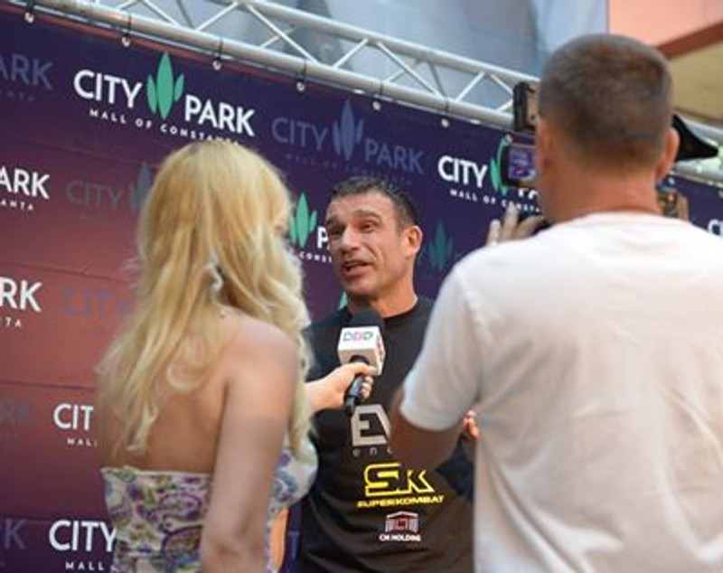 Superkombat. Peter Aerts a făcut senzație la Mamaia! Arată fabulos, la 45 de ani! GALERIE FOTO
