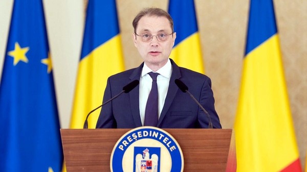 Luca Niculescu, propunerea de premier a lui Nicușor Dan, este secretar de stat în MAE și coordonatorul aderării României la OCDE. Foto: Administrația Prezidențială