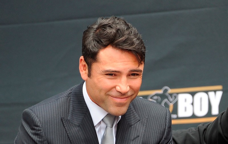 Legendarul Oscar De La Hoya se ia de Mayweather: ”Aparține trecutului!”