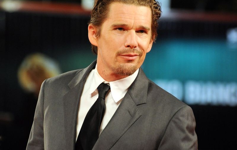 Ethan Hawke, violonist în drama "A Late Quartet"