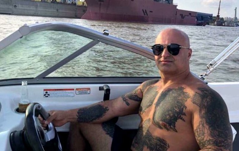 Decizia instanței în cazul lui Dasaev, interlopul care ar fi înjunghiat doi baschetbaliști în Brăila. Bărbatul spera să fie eliberat. „Sunt nevinovat”