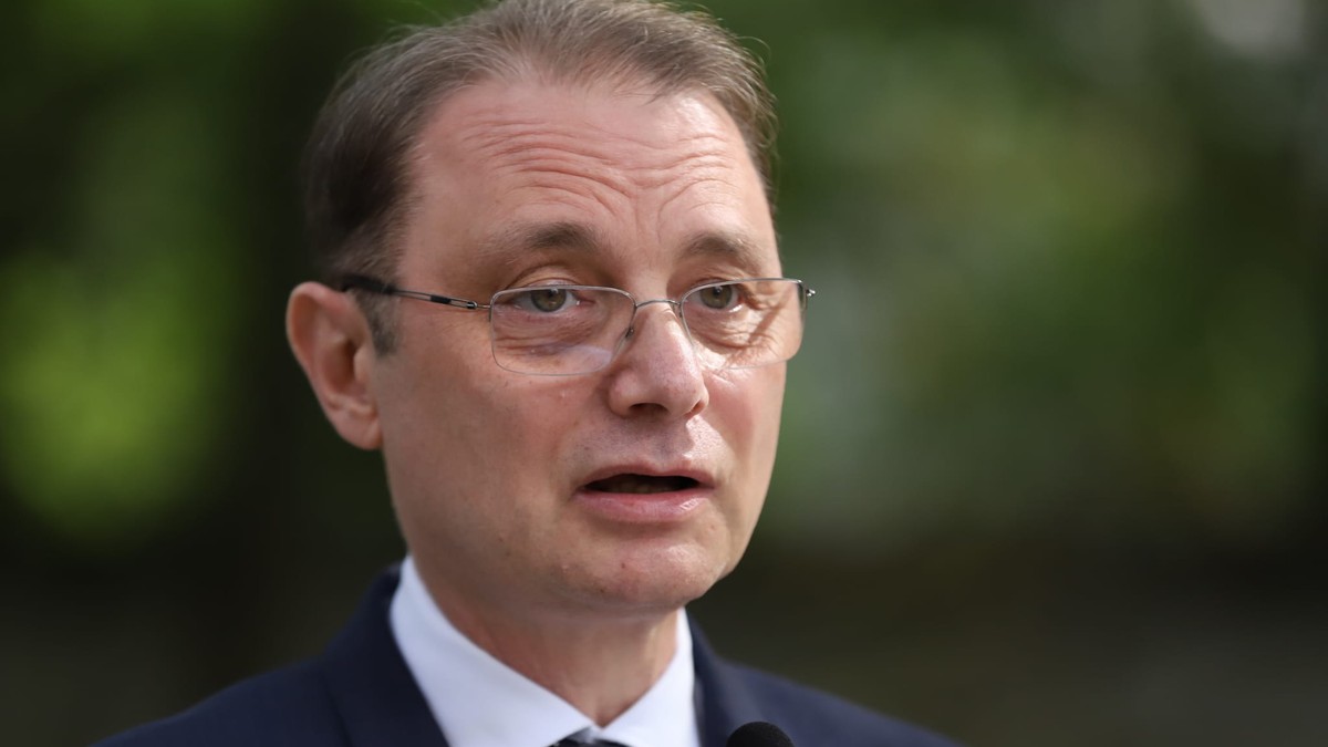 Imagine asociată subiectului: Audierile pentru Guvernul Luca Niculescu au loc luni și marți, iar votul este marți la ora 14.00