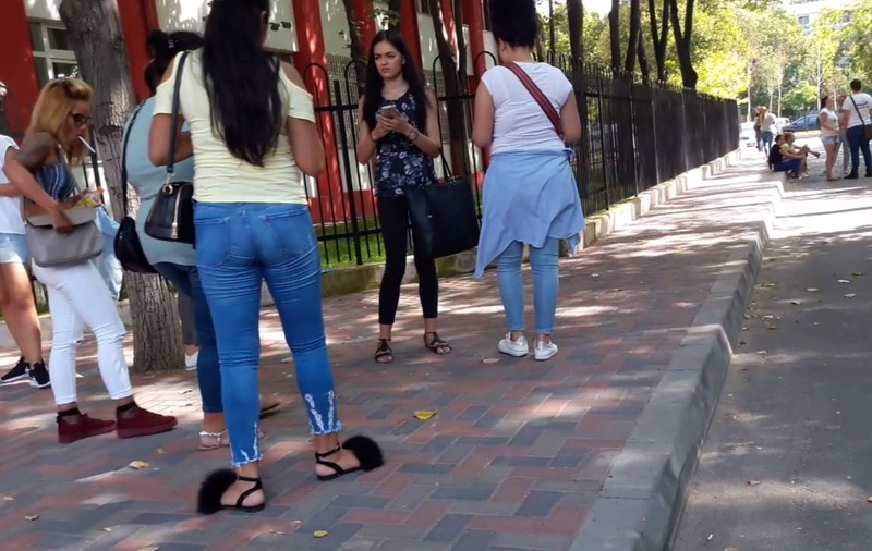 REPORTAJ/ Ce au facut elevii la proba de română! S-au cam încurcat la autori și au analizat ”Corola” lui Rebreanu!
