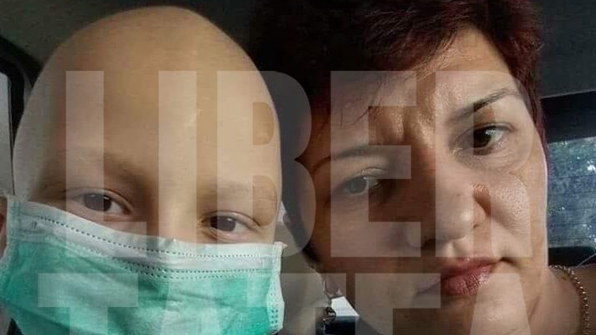 Drama unei familii din Buzău: O mamă și mezinul ei, diagnosticați cu cancer