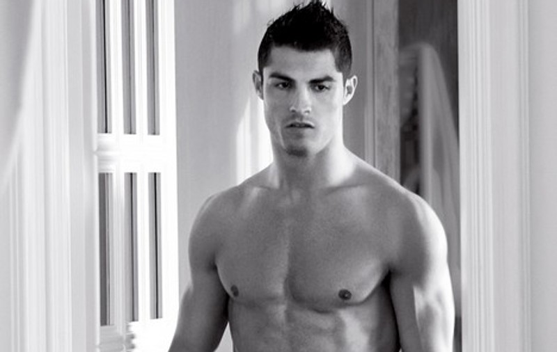 3.000 de abdomene sunt un mizilic pentru el! Uite ce face Cristiano Ronaldo pentru a arăta PERFECT! 