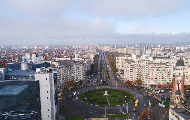 Garda de Mediu a dat amenzi de 65.000 de lei pentru „ceața densă” și mirosul de cauciuc ars din nordul orașului Ploiești