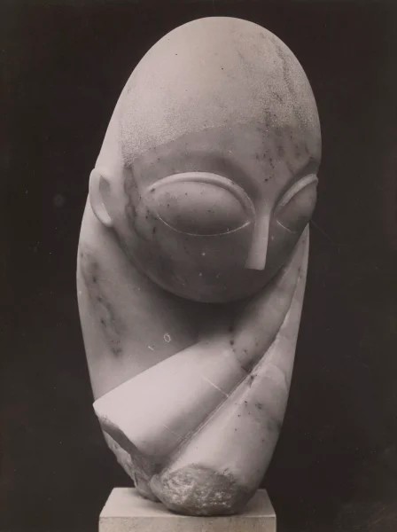 Fotografie, Domnișoara Pogany, vedere din față, 1914-1920, colecție privată  (1)