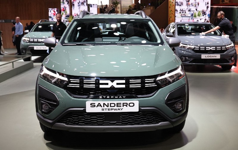 Dacia Sandero, cea mai ieftină mașină din Marea Britanie: „O gură de aer proaspăt”
