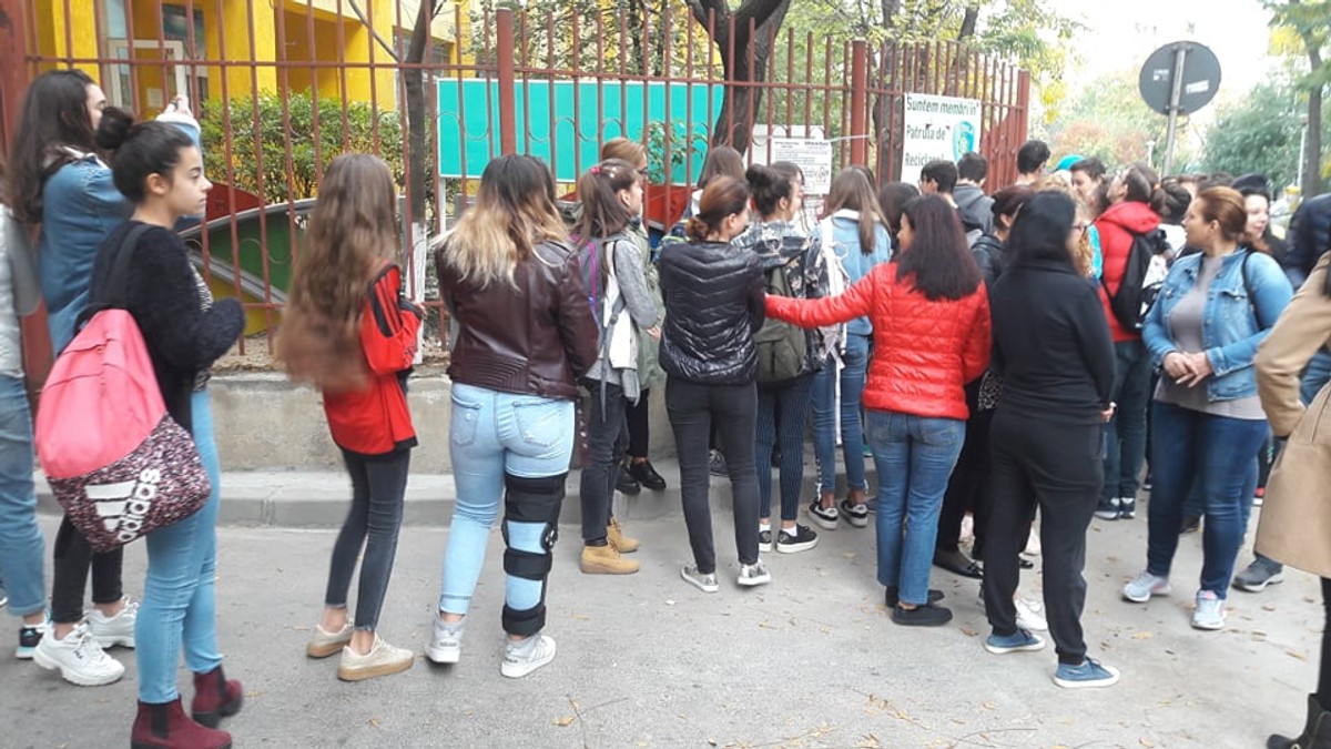 Scandal la Școala Gimnazială ”Sfântul Andrei” din București