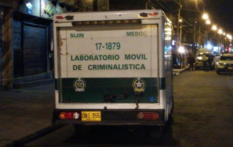 Două valize cu cadavrul secționat al unei femei, abandonate pe o stradă din capitala columbiană