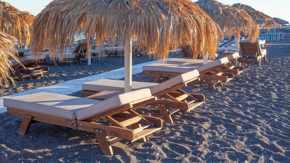Decontările voucherelor de vacanță au scăzut cu aproape 50% în primele opt luni din 2026. Sursă foto: Envato