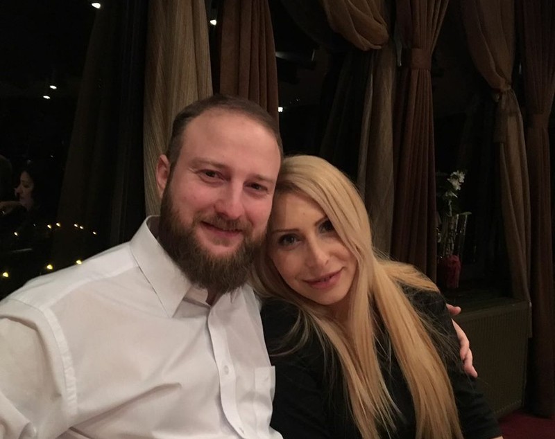 Declarația soției lui Andrei Tinu după ce acesta a acuzat-o de infidelitate. "Apare în imagini și fotografii în ipostaze intime, care certifică faptul că mă înșală" | FOTO