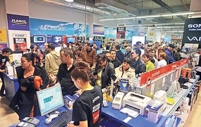 BLACK FRIDAY 2015 | Cum să nu-ţi iei ţeapă de Black Friday