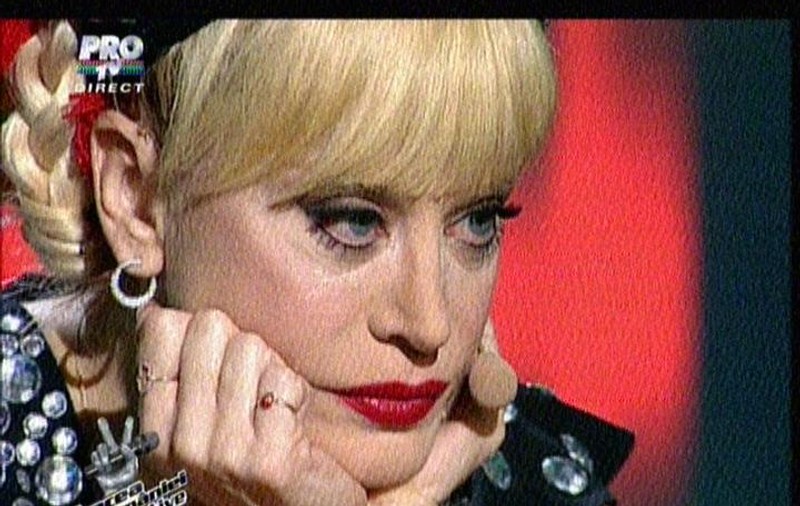 LOREDANA, ÎN LACRIMI la ”VOCEA ROMÂNIEI”! Vezi ce a impresionat-o!
