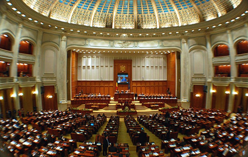 Referendumul lui Iohannis intră în discuția Parlamentului