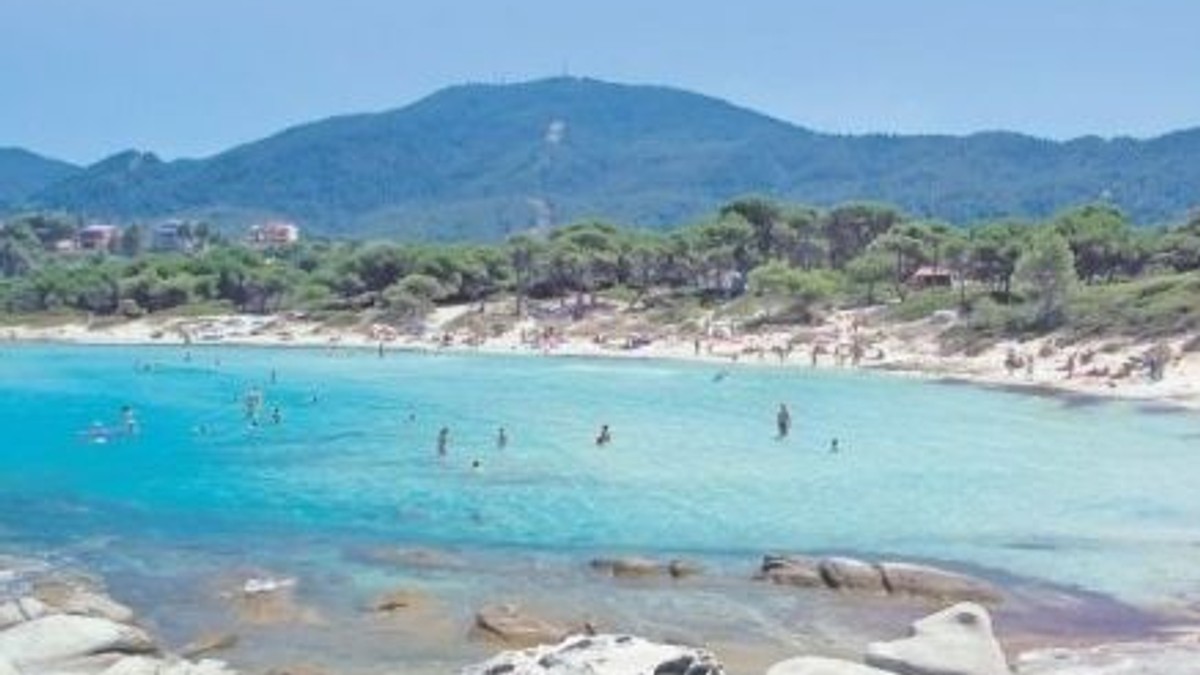 O săptămână în Grecia costa cât un weekend de fițe la Mamaia.