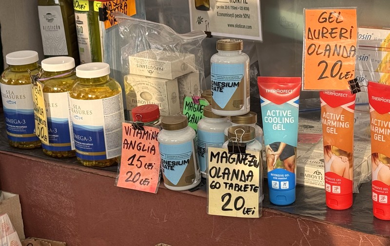 Moarte la ofertă? Pericol uriaș ascuns în medicamentele vândute ilegal pe internet și în târguri: „La mine e mai ieftin decât la farmacie. Cumpără cu încredere!”