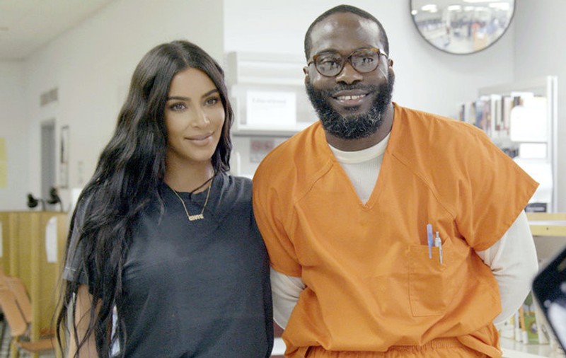 Kim Kardashian a ajutat un bărbat care a petrecut 23 de ani în închisoare să fie eliberat